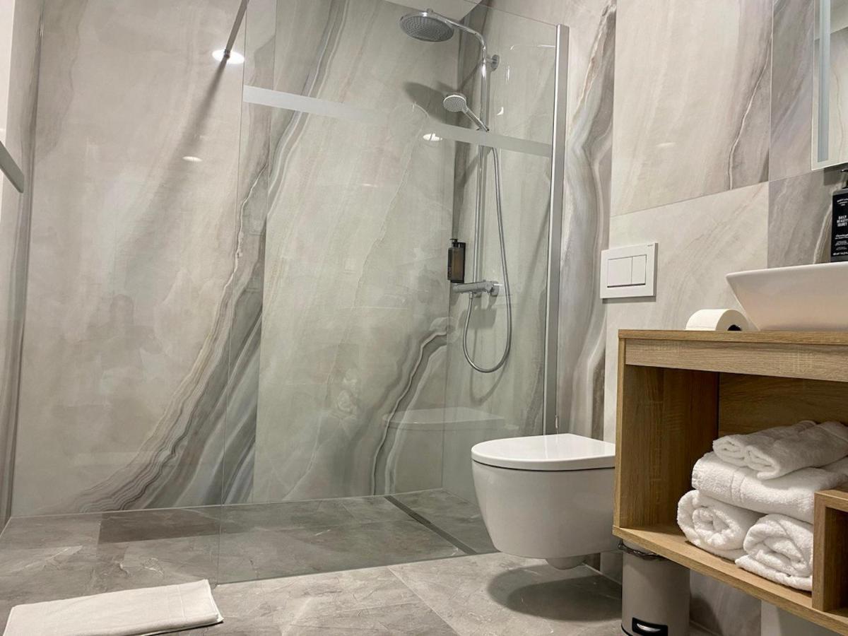 Hotel Am Waldkasino แอร์ฟวร์ท ภายนอก รูปภาพ