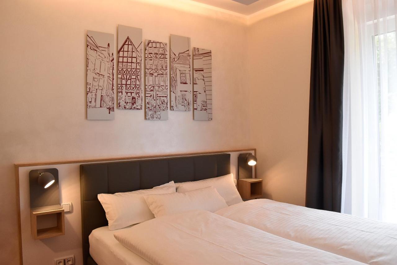 Hotel Am Waldkasino แอร์ฟวร์ท ภายนอก รูปภาพ