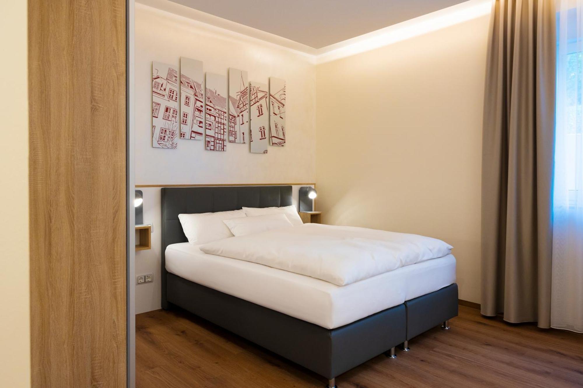 Hotel Am Waldkasino แอร์ฟวร์ท ภายนอก รูปภาพ